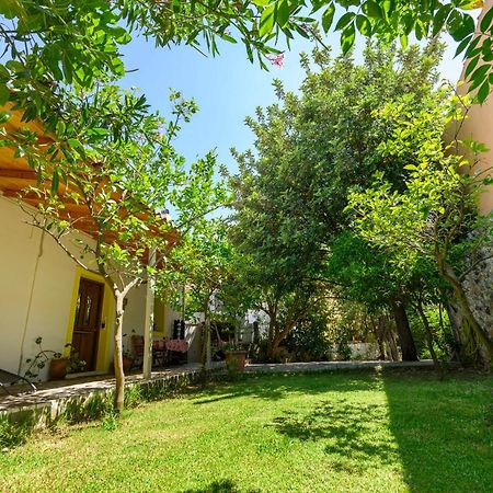 Small Villa Gerani Agios Vlasios  外观 照片