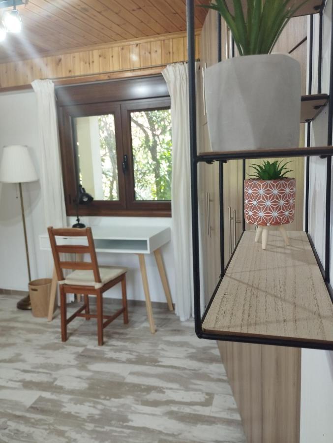 Small Villa Gerani Agios Vlasios  外观 照片