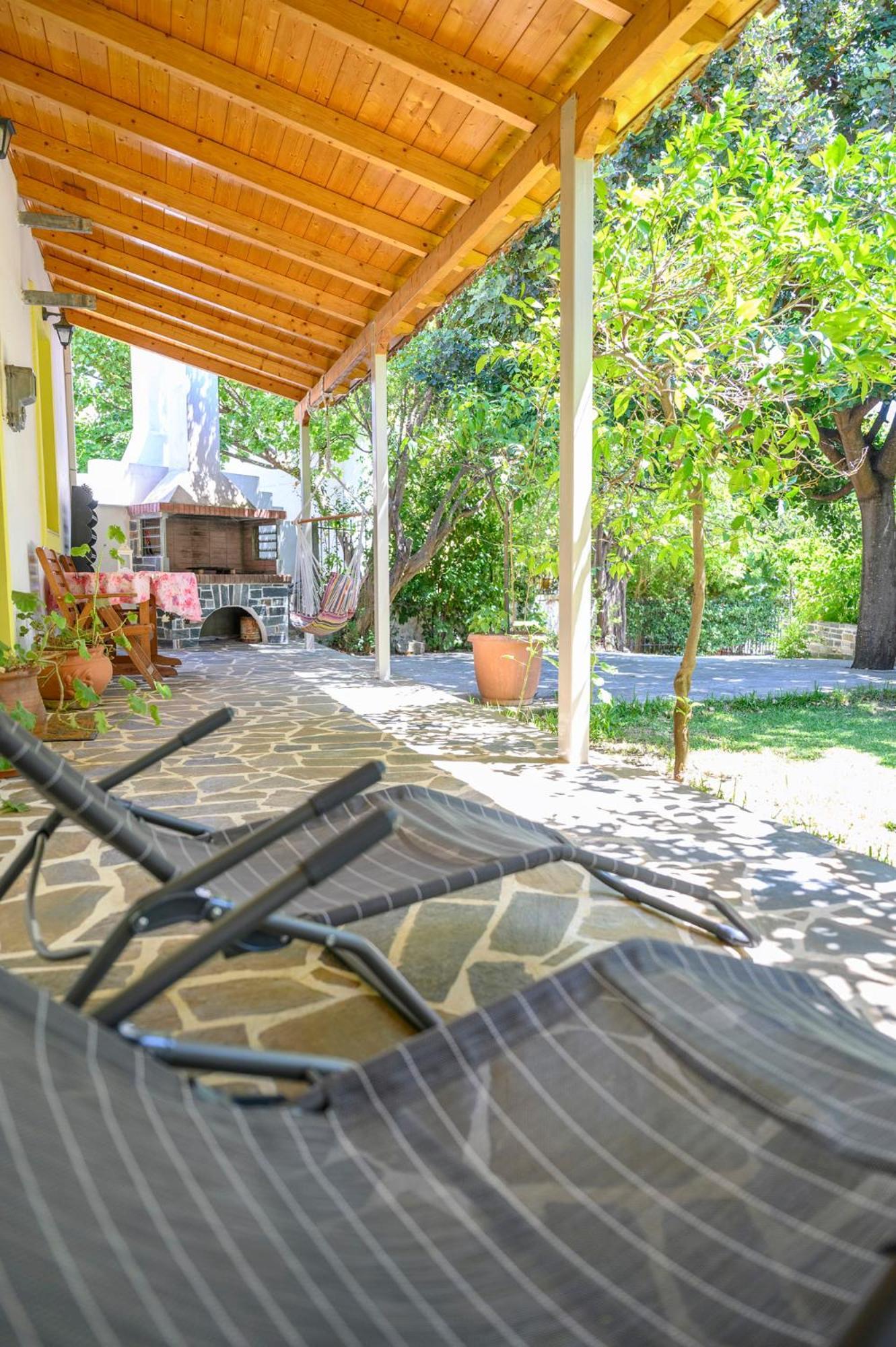 Small Villa Gerani Agios Vlasios  外观 照片